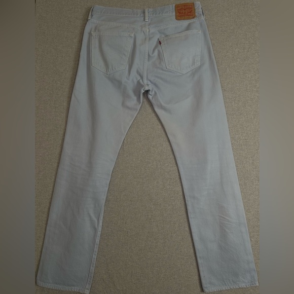 Levis 501 Buttonfly 100% Cotton Light Blue Jeans Mens 33x32 Baby Blue - Picture 2 of 13